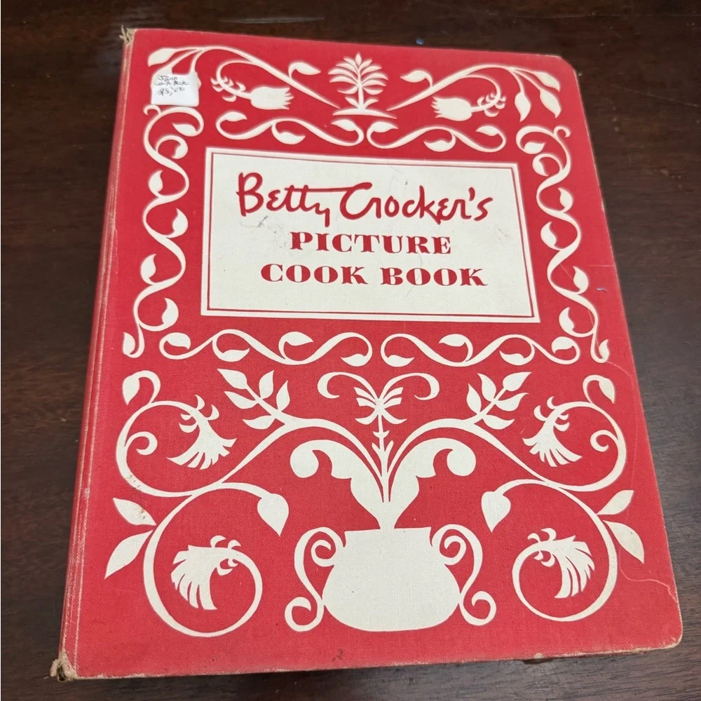 Vintage Betty Crockers Picture Cookbook 1950s